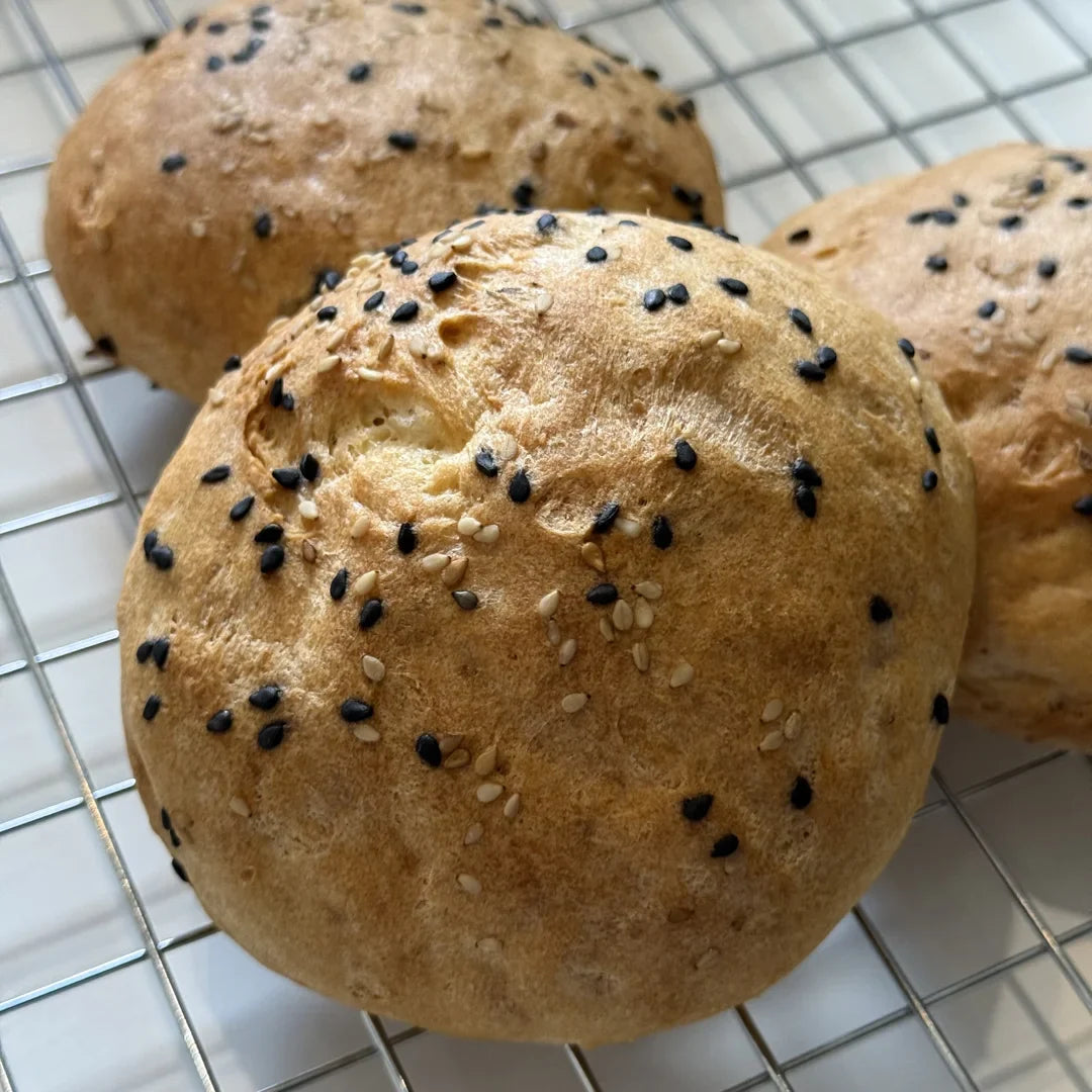 Ketogene Diät-Brötchen aus dem Fibriya Universal-Ballaststoffmix